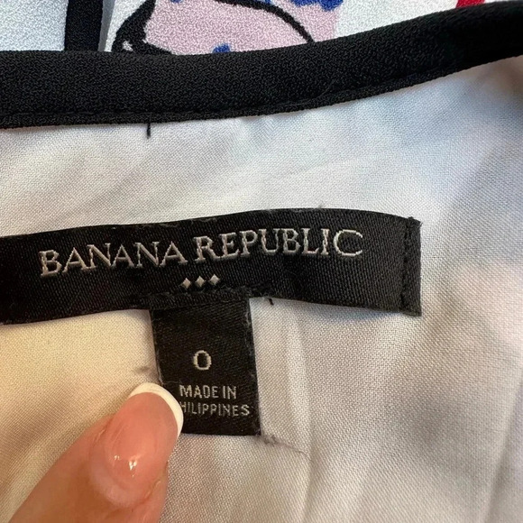 Banana Republic Sleeveless Floral Black Line Structured Peplum Blouse Size 0 XS - Picture 7 of 9